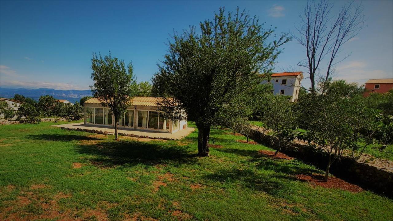 Holiday House Vela Vrta Sveti Ivan Dobrinjski Exterior photo